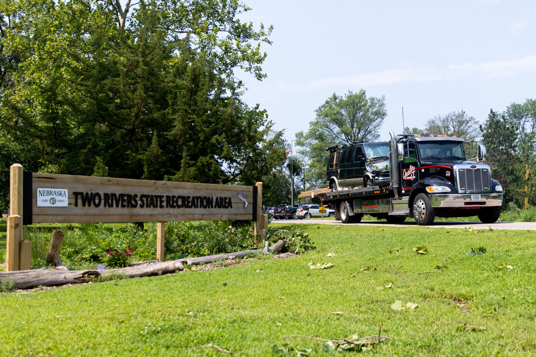080925-owh-new-wreckedvan-mm-01.JPG